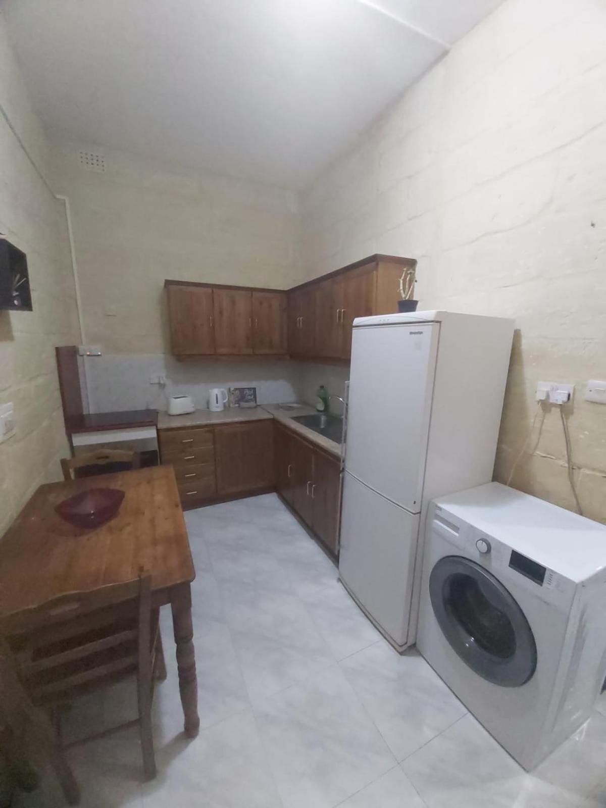Three Apartment Birgu Εξωτερικό φωτογραφία